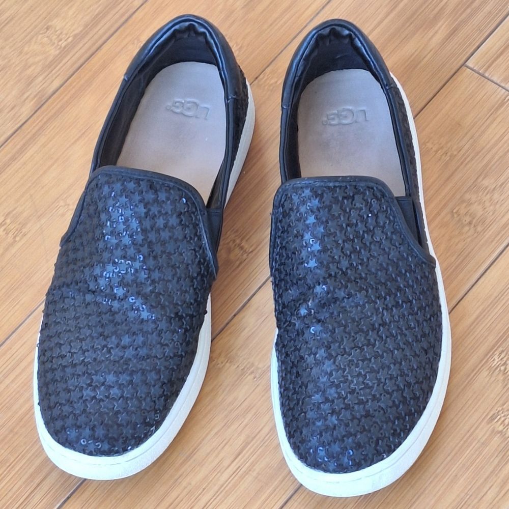 Ugg Cas Glitter Slip-On Trainer Sneakers Black Flats Star Embossed size 9 Cushy - Picture 13 of 16